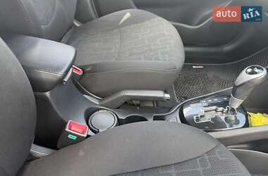 Хэтчбек Kia Rio 2012 в 
