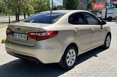 Седан Kia Rio 2012 в 
