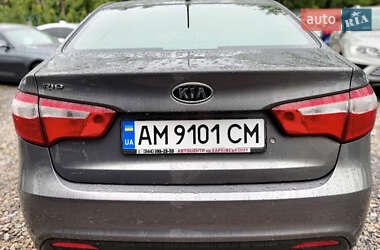 Седан Kia Rio 2012 в 