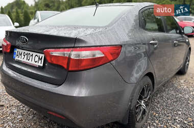 Седан Kia Rio 2012 в 