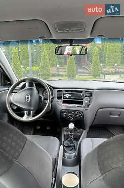 Седан Kia Rio 2007 в 