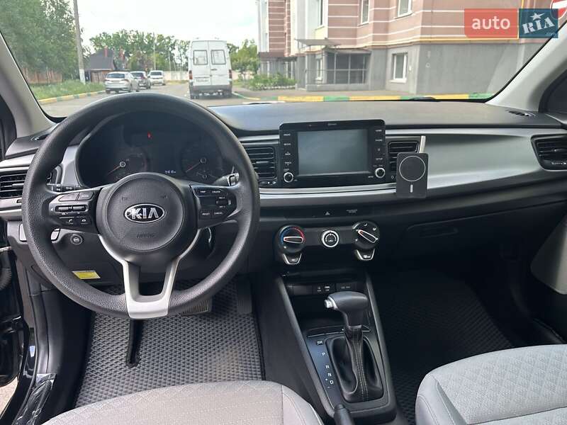 Седан Kia Rio 2020 в Киеве