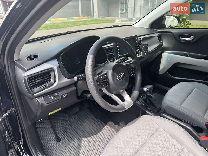 Седан Kia Rio 2020 в Киеве