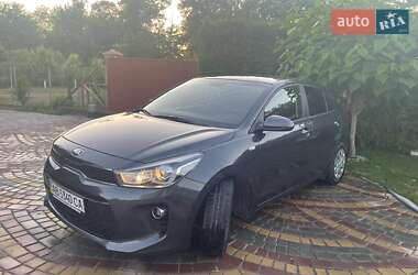 Хэтчбек Kia Rio 2017 в Виннице