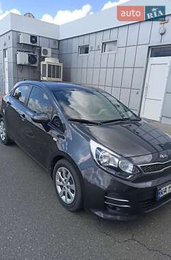 Хетчбек Kia Rio 2016 в Києві