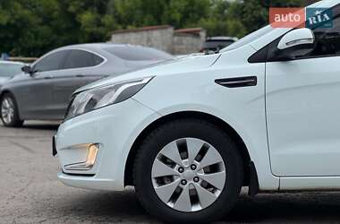 Седан Kia Rio 2013 в 