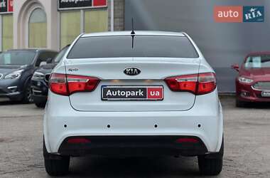 Седан Kia Rio 2013 в 