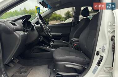 Седан Kia Rio 2013 в 