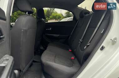 Седан Kia Rio 2013 в 