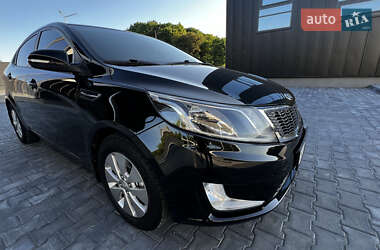 Седан Kia Rio 2012 в 