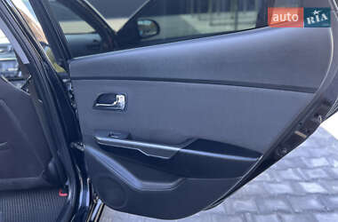 Седан Kia Rio 2012 в 