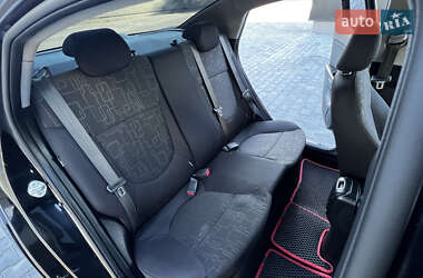 Седан Kia Rio 2012 в 