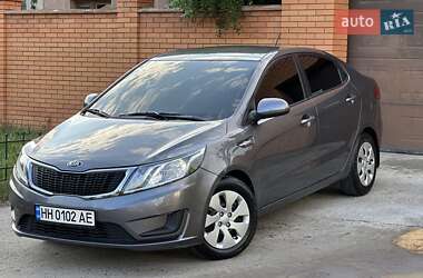 Седан Kia Rio 2013 в Одесі