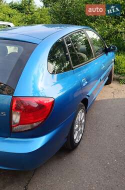 Универсал Kia Rio 2004 в 