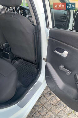 Седан Kia Rio 2012 в 