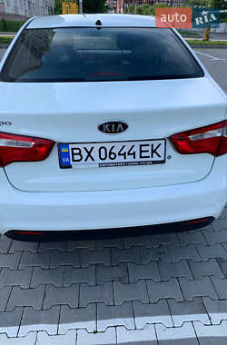 Седан Kia Rio 2012 в 