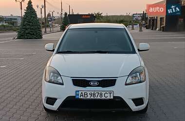 Седан Kia Rio 2011 в Вінниці