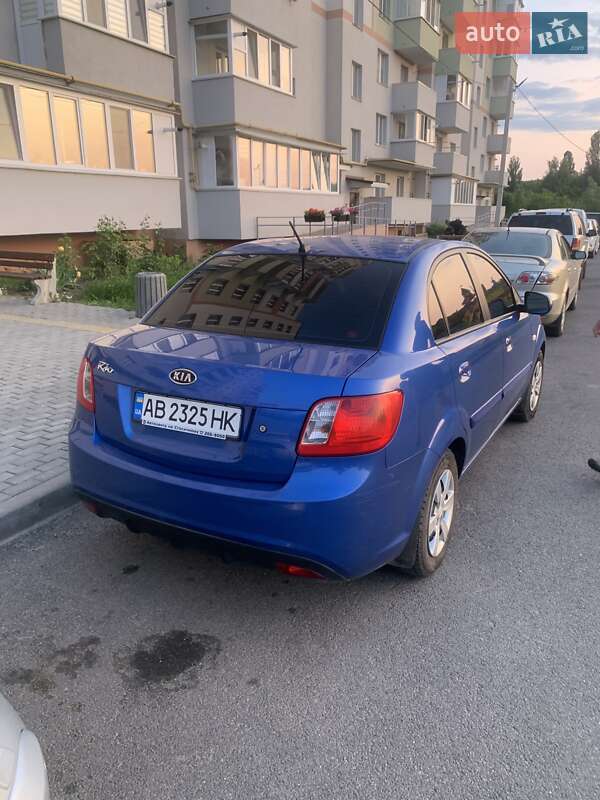 Седан Kia Rio 2011 в Вінниці
