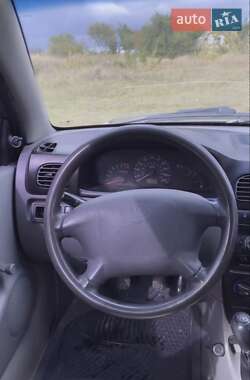 Седан Kia Rio 2002 в Сумах