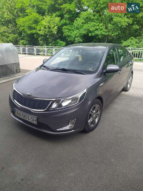 Седан Kia Rio 2013 в Києві