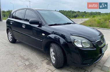 Хетчбек Kia Rio 2010 в 