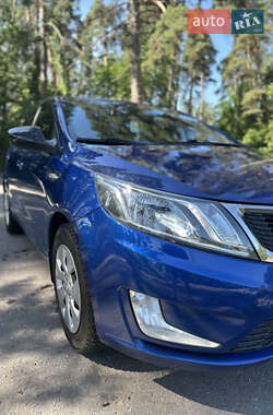 Седан Kia Rio 2012 в 