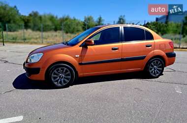 Седан Kia Rio 2007 в Запорожье
