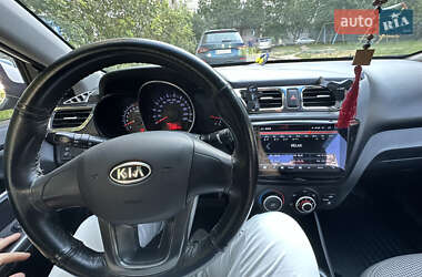 Седан Kia Rio 2011 в Житомирі