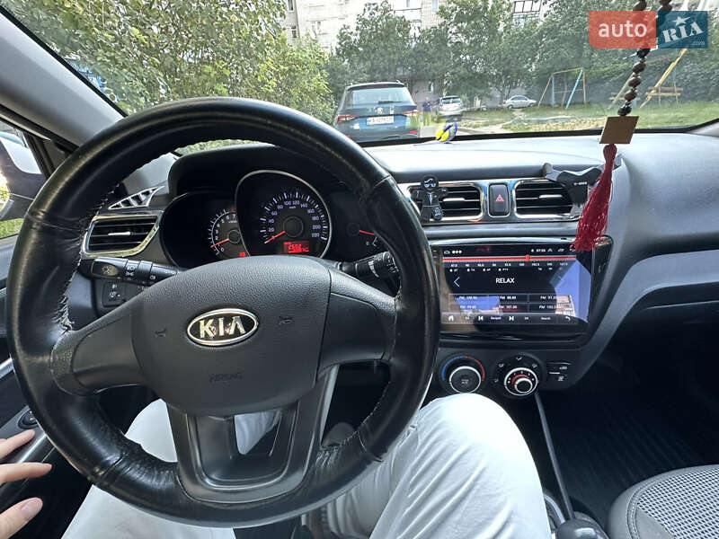 Kia Rio 2011