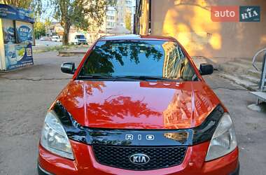 Седан Kia Rio 2007 в Николаеве