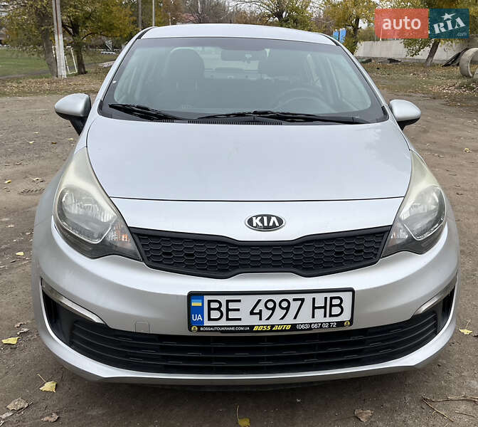 Седан Kia Rio 2015 в Любаре