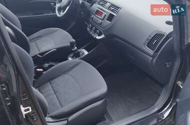 Хэтчбек Kia Rio 2012 в 