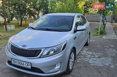 Седан Kia Rio 2012 в Одессе