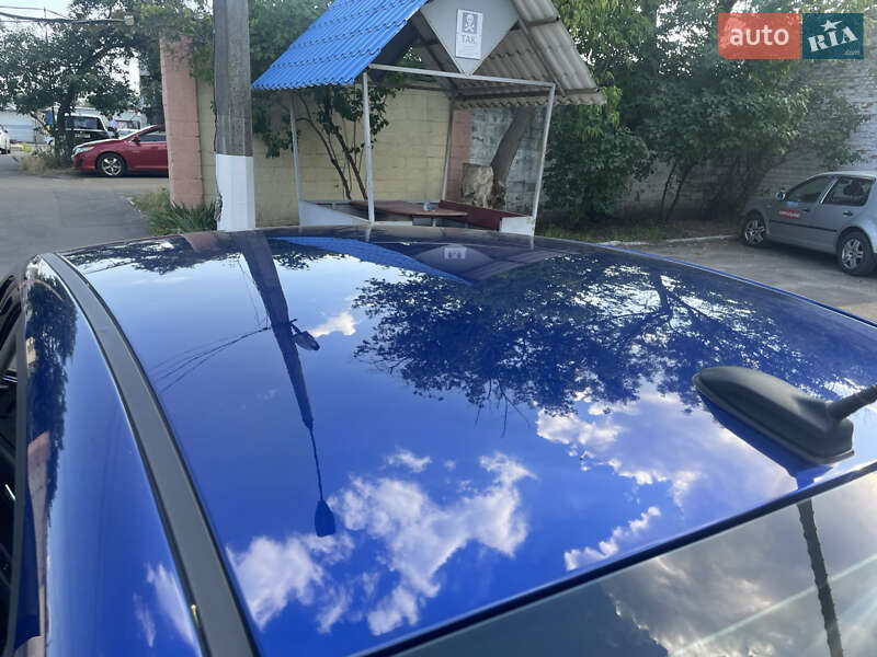 Седан Kia Rio 2018 в Киеве