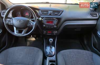 Седан Kia Rio 2013 в 