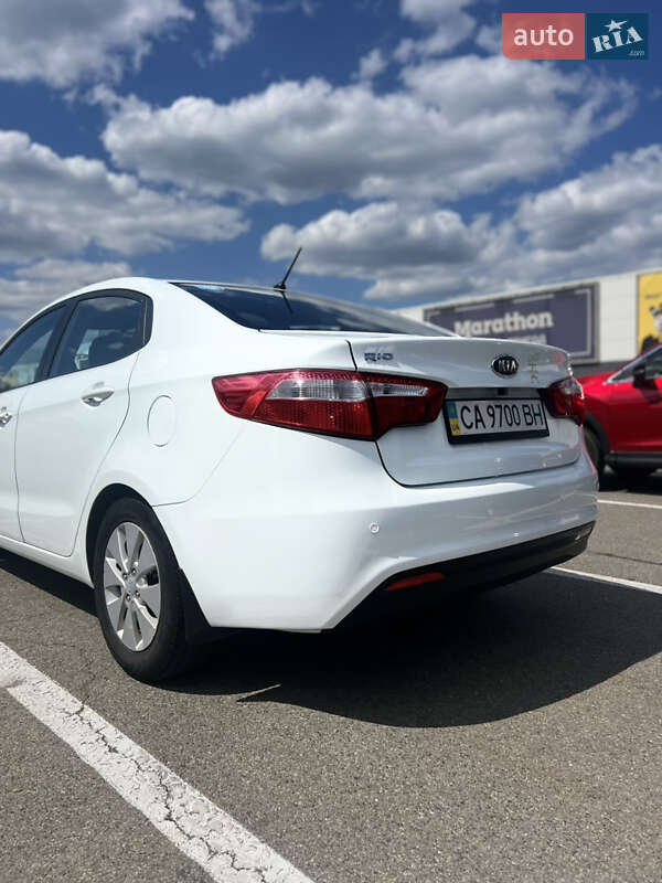 Седан Kia Rio 2012 в Киеве