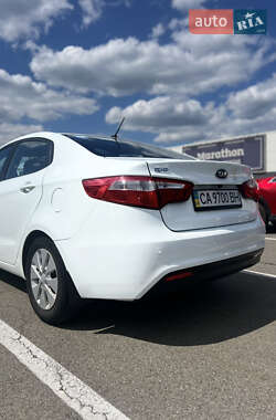 Седан Kia Rio 2012 в 