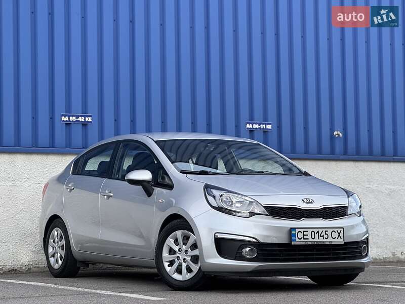 Седан Kia Rio 2015 в Львове