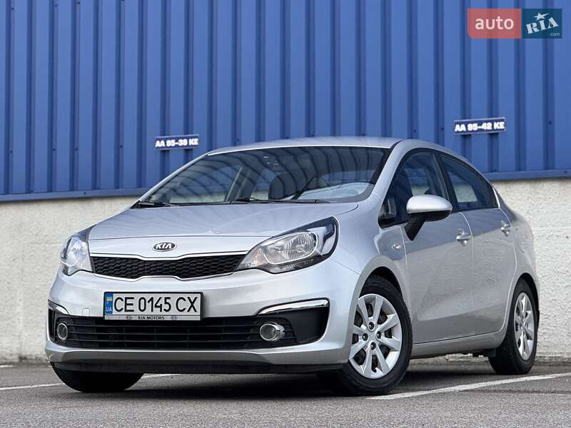Седан Kia Rio 2015 в Львове
