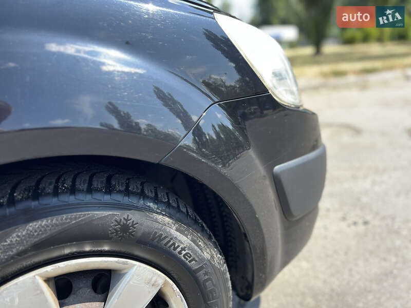 Хэтчбек Kia Rio 2007 в Киеве