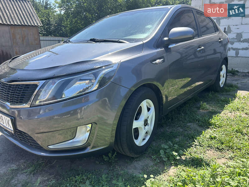 Седан Kia Rio 2012 в Лубнах