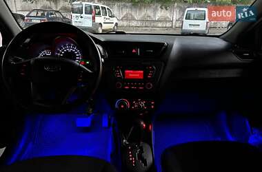 Седан Kia Rio 2013 в 