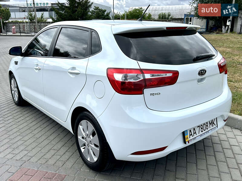 Хэтчбек Kia Rio 2012 в Белой Церкви