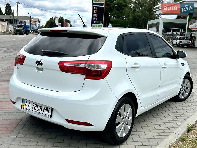 Хэтчбек Kia Rio 2012 в Белой Церкви