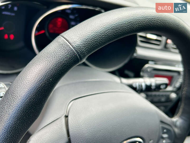 Хэтчбек Kia Rio 2012 в Белой Церкви