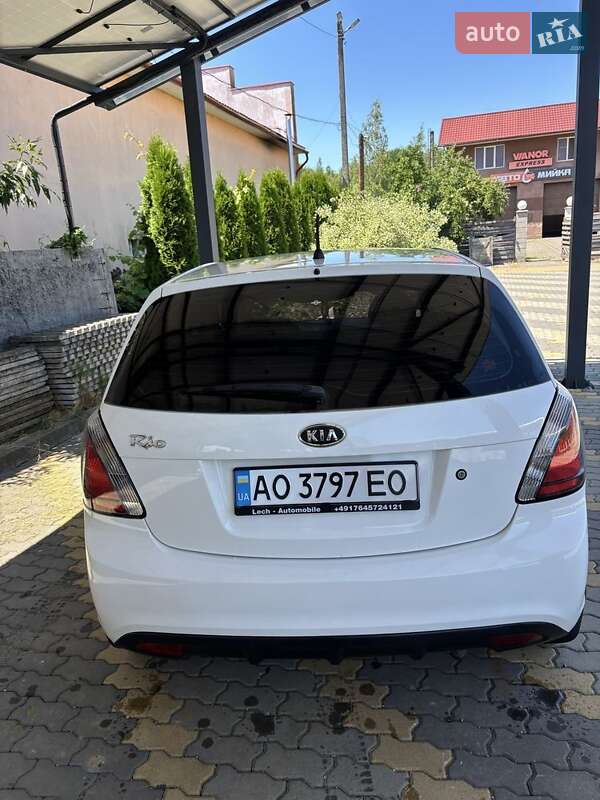 Kia Rio 2010