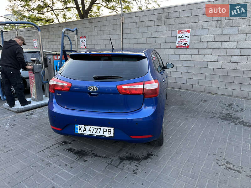 Хетчбек Kia Rio 2012 в Києві