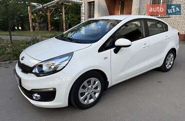 Седан Kia Rio 2016 в 
