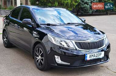 Седан Kia Rio 2013 в Желтых Водах