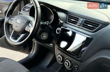 Седан Kia Rio 2012 в 